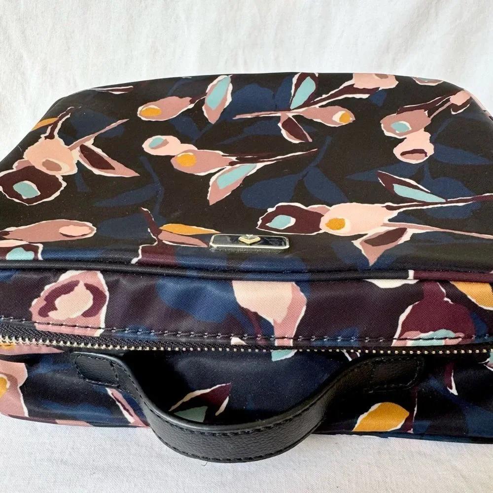 NWT Kate Spade Cosmetics Travel case hanging floral bag